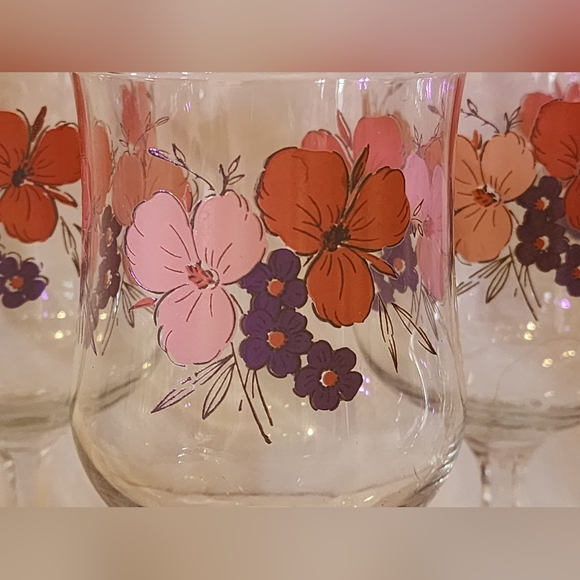 Vintage Galleria Stoneware Flower Floral Pink Gray Stemmed Glass Set of 4 - Picture 5 of 5